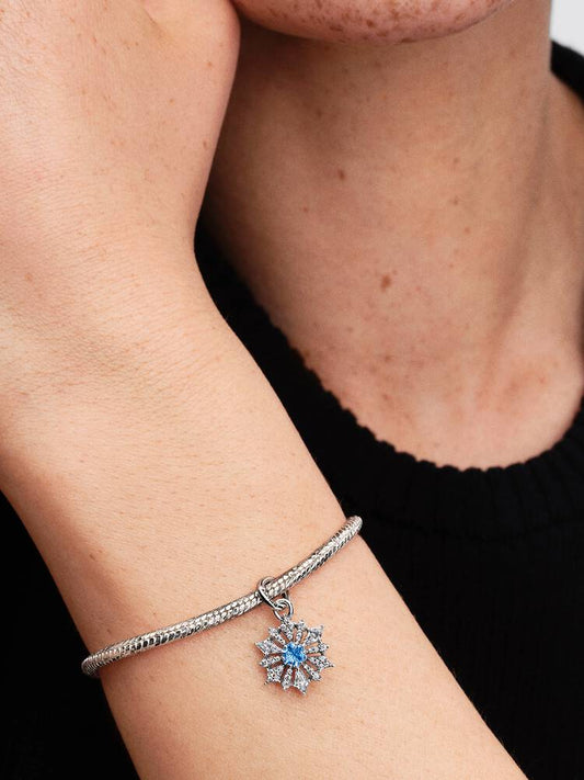 Frozen Queen Elsa Snowflake Dangle Charm